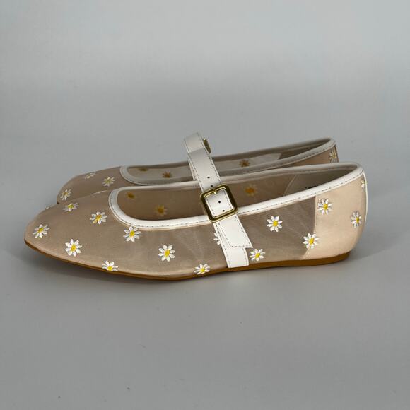 BCBGeneration Harperin Mary Jane Flats White Daisy – Size 7.5M - Picture 2 of 13